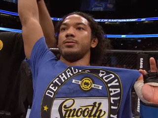 Benson Henderson dostal zaujímavú ponuku