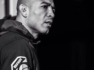 Jose Aldo: "Ak ma donútia bojovať, vojdem do klietky, trikrát odklepem a zápas skončí"