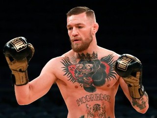 Conor McGregor dostal boxerskú licenciu v štáte Kalifornia!