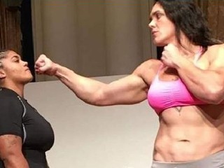 Monštruózna Gabi Garcia sa koncom júla vracia na scénu!