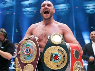 Hviezdne boxerské mená ponúkajú svoj názor na duel Mayweather-McGregor