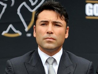 Oscar De La Hoya: Canelo Alvarez by Conora knokautoval do konca druhého kola