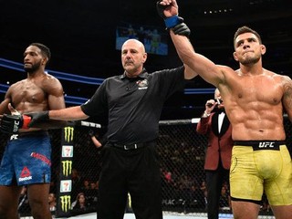 Rafael Dos Anjos po výhre vyzýva Tyrona Woodleyho: Donútim ho bojovať!