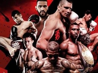 Freakshow fight: Rico vs. Bigfoot