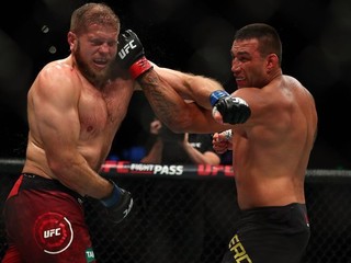 Galavečer UFC v Sydney prepísal viaceré rekordy organizácie