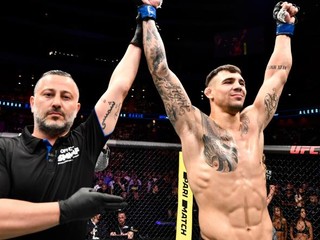 UFC 259: Opatrný a sústredený výkon, Rakic s ďalšou výhrou