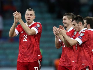 Slovenskí futbalisti najbližšie narazia na rozbehnuté Rusko.