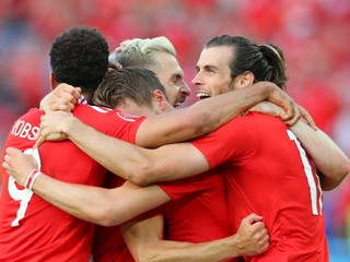 Futbalisti Walesu na ilustračnom zábere. 