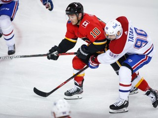 Tomáš Tatar v zápase Calgary - Montreal v NHL.