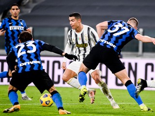 Juventus Turín - Inter Miláno.