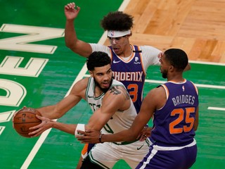 Phoenix Suns - Boston Celtics. 