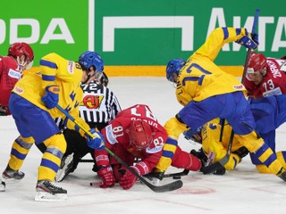 Momentka zo zápasu Švédsko - Bielorusko na MS v hokeji 2021.