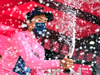Egan Bernal - víťaz pretekov Giro d'Italia 2021. 