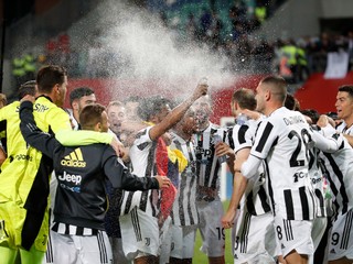 Futbalisti Juventusu sa tešia z víťazstva v Talianskom pohári.
