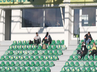 Zápas Fortuna ligy v Žiline sledovalo sedem fanúšikov.