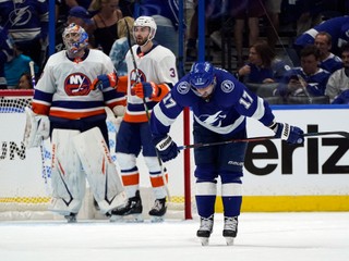 Momentka zo zápasu Tampa Bay - New York Islanders. 