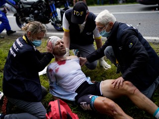 Cyril Lemoire pre vážne zranenia na Tour skončil už v prvej etape.
