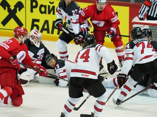 Výsledok a priebeh zápasu Rusko - Kanada na MS v hokeji 2021.