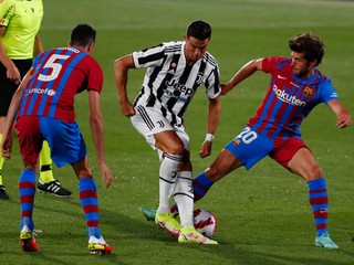 Momentka zo zápasu FC Barcelona - Juventus Turín.