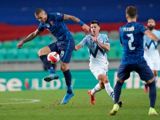 Juraj Kucka v zápase Slovinsko - Slovensko.