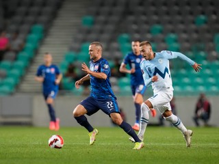 Stanislav Lobotka počas zápasu Slovinsko - Slovensko. 