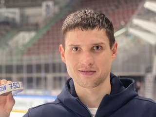 Vadim Šipačov prekonal hranicu 750 bodov v KHL.