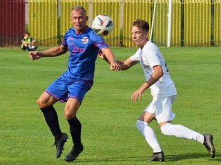 Niekdajší slovenský reprezentant Vladimír Janočko hráva momentálne za FK Krásna.