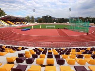 Zrekonštruovaný Atletický štadión SNP Vojenského športového centra Dukla Banská Bystrica na Štiavničkách.