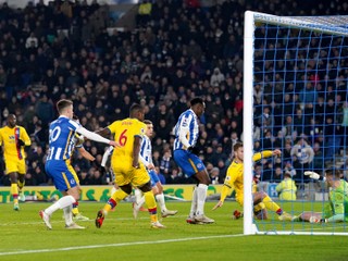 Momentka zo zápasu Brighton & Hove Albion vs. Crystal Palace.