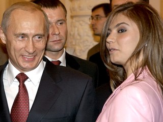 Je veľa indícií, že prvou dámou Ruska je Alina Kabajevová.