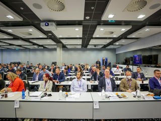 Delegáti kongresu SZĽH.