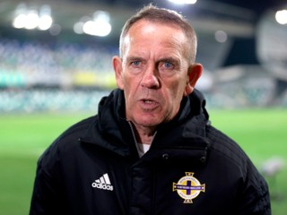 Tréner povedal, že futbalistky sú príliš emotívne. Za výrok sa ospravedlnil