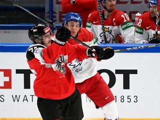 Momentka zo zápasu Česko - Rakúsko na MS v hokeji 2022.