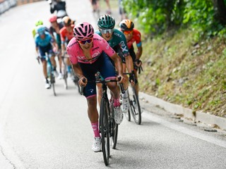 Celkové poradie Giro d'Italia 2022 vedie Richard Carapaz.