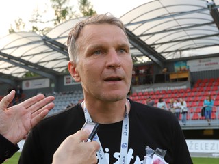 Tréner Roman Skuhravý.