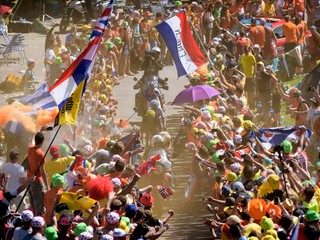 Počas Tour de France zaplavia stúpanie do Alpe d'Huez tisícky  fanúšikov.