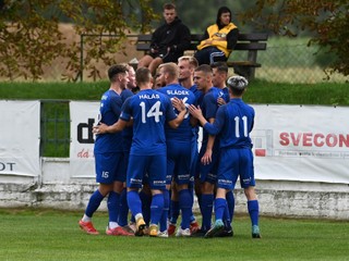 Futbalisti Častkoviec vyradili druholigovú Petržalku.