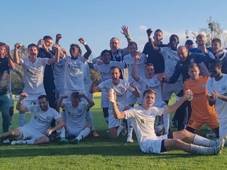 Radosť hráčov Šamorína po postupe do osemfinále Slovnaft Cup