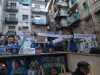 Maradona a Hamšík v kultovej neapolskej štvrti. 