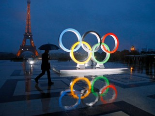 Olympijské kruhy v Paríži