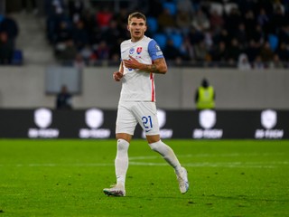 Dávid Ďuriš v zápase Luxembursko - Slovensko v kvalifikácii EURO 2024.
