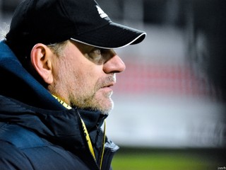 Tréner Slovana Vladimír Weiss starší.
