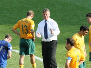 Guus Hiddink viedol Austráliu na MS vo futbale 2006. Zároveň bol aj trénerom PSV Eindhoven.