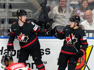 Gólové oslavy Bowena Byrama v zápase Kanada - Rakúsko na MS v hokeji 2024.