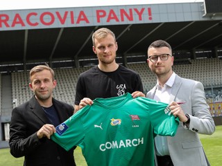 Henrich Ravas podpísal nový kontrakt s Cracovia Krakow.