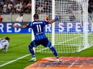 Tigran Barseghjan sa teší po strelenom góle v zápase ŠK Slovan Bratislava - Apoel Nikózia v prvom dueli 3. predkola Ligy majstrov.