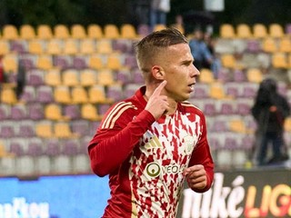 Martin Rymarenko sa teší po strelenom góle v zápase MFK Dukla Banská Bystrica - MFK Zemplín Michalovce v 10. kole Niké ligy.