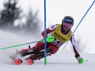 Austria's Fabio Gstrein competes in a men's slalom, at the Alpine Ski World Championships, in Saalbach-Hinterglemm, Austria, Sunday, Feb. 16, 2025. (AP Photo/Giovanni Auletta)