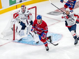 Juraj Slafkovský vo 4. zápase 1. kola play-off NHL: Montreal Canadiens - Washington Capitals.