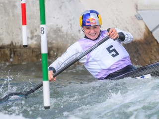 Zuzana Paňková počas semifinále C1 na majstrovstvách Európy vo vodnom slalome.